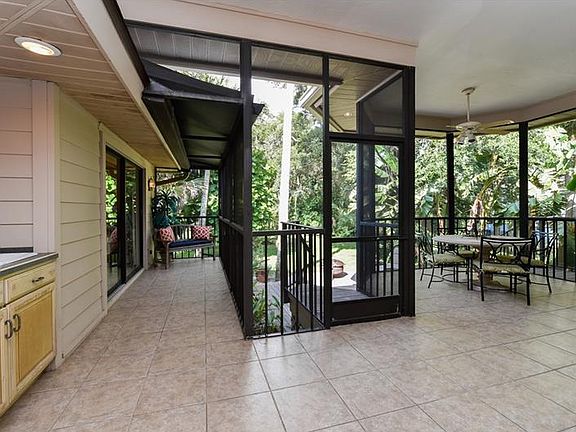 4th image of 1557 Oak Way