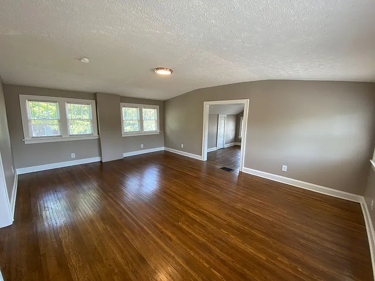 345 Dana Ave — Photo 14