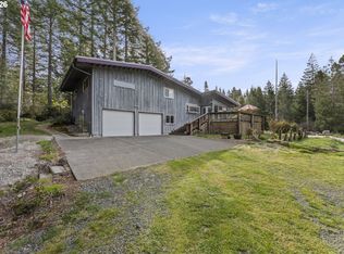 89042 W Randolph Ln, Bandon, OR 97411