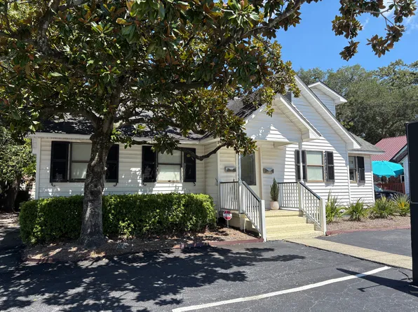 776 Saint Andrews Blvd APT B, Charleston, SC 29407