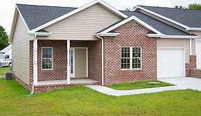 1st image of 345 Windermere Dr