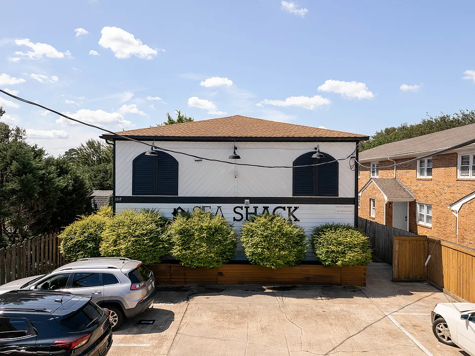 1367 E Ocean View Ave (Seashack)