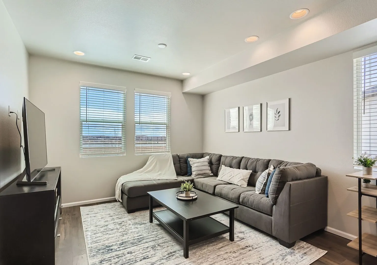 Modern Comfort Minutes from DIA 3BR Townhome with Upgrades Throughout! — Photo 2