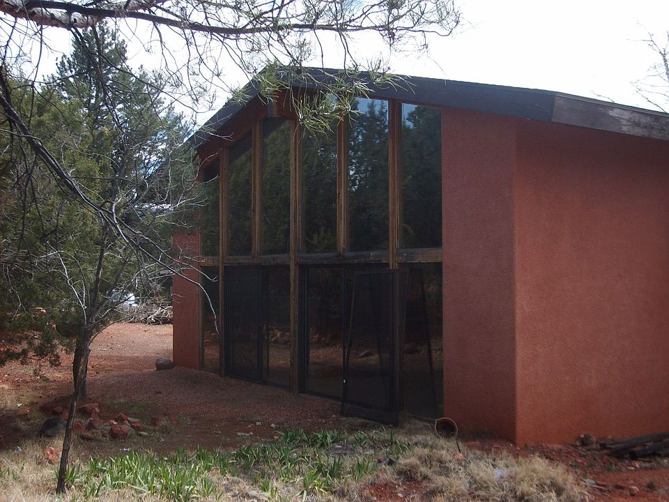 Studio Building