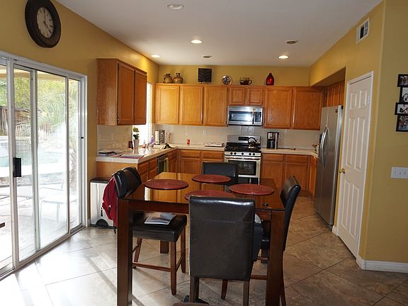 3rd image of 1570 Lupine Cir