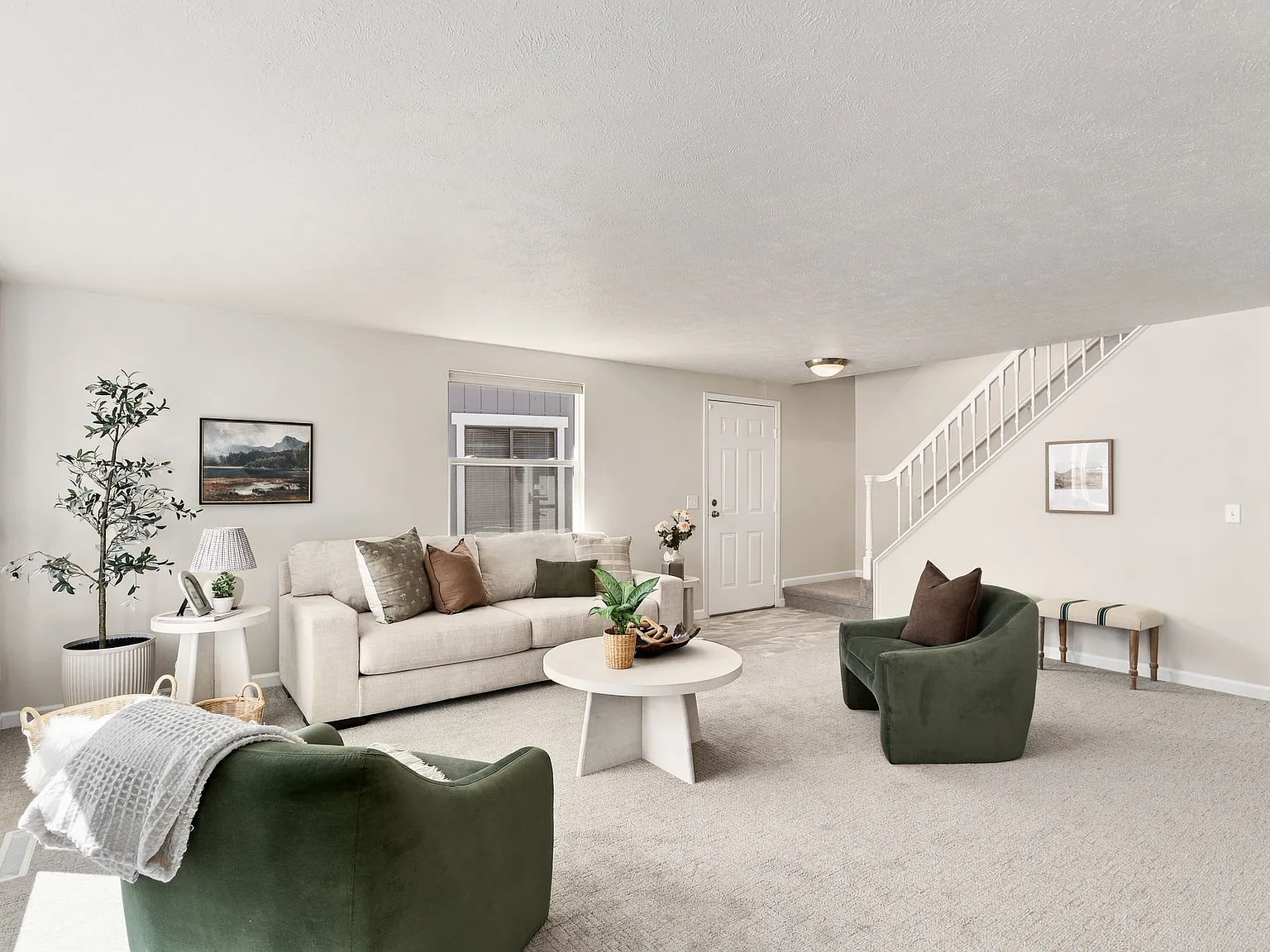 3 bed, 1440 sqft, $2,500 — Photo 4