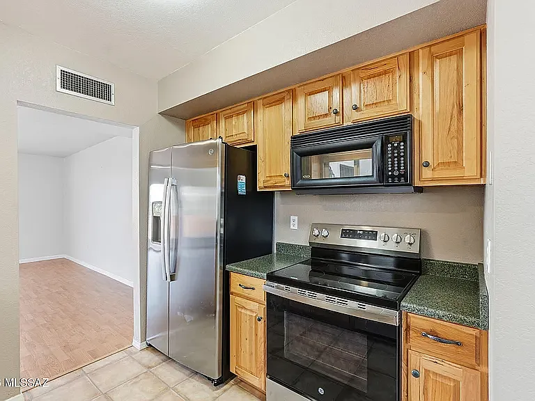 307 N Calle Del Chancero — Photo 4