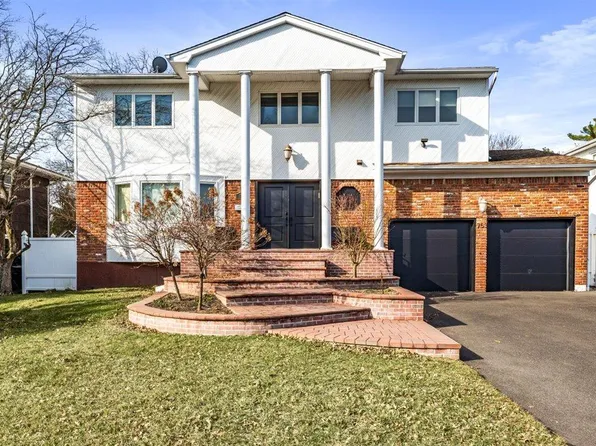 753 Kearny Drive, North Woodmere, NY 11581