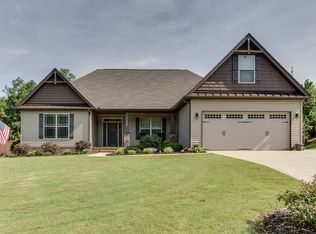 100 Rising Meadow Ln, Taylors, SC 29687