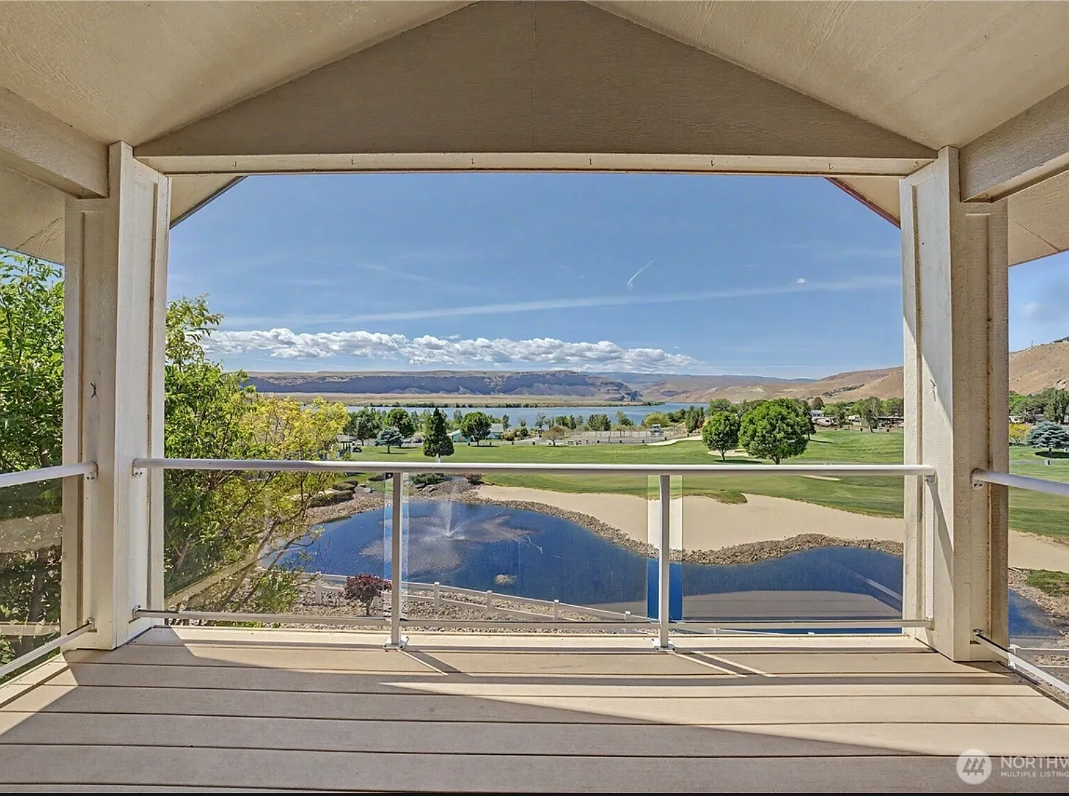 3 bed, 1637 sqft, $2,800 — Photo 2