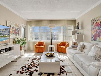 330 SE 2nd St APT 404E, Hallandale, FL, 33009