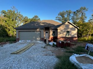 15 Bonhill Ln, Bella Vista, AR 72715