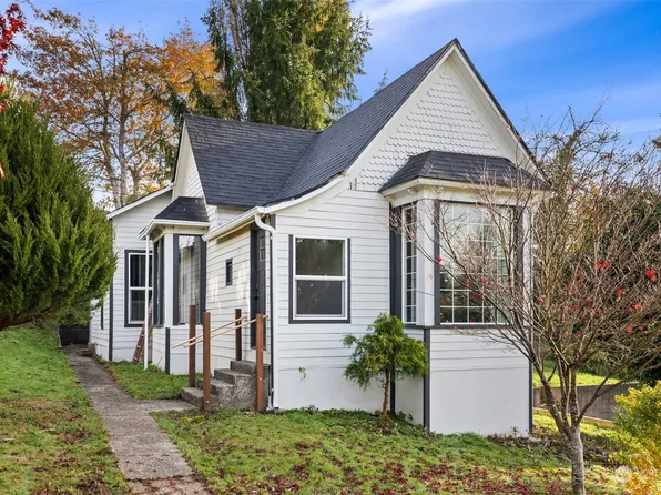 1517 First Street W, South Bend, WA 98586