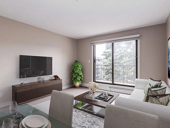 4th image of 25 Glengrove Close SW #311