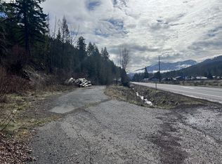 N Santiam Hwy SE #2, Idanha, OR 97350