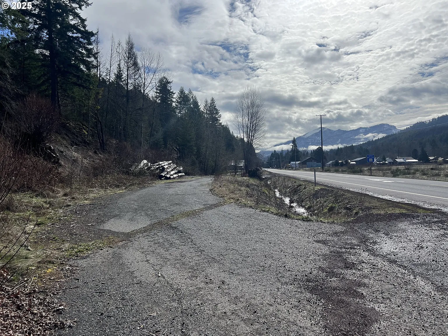 N Santiam Hwy SE #2 photo 1