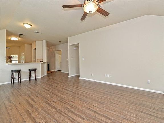 5th image of 2707 Tumbling River Dr