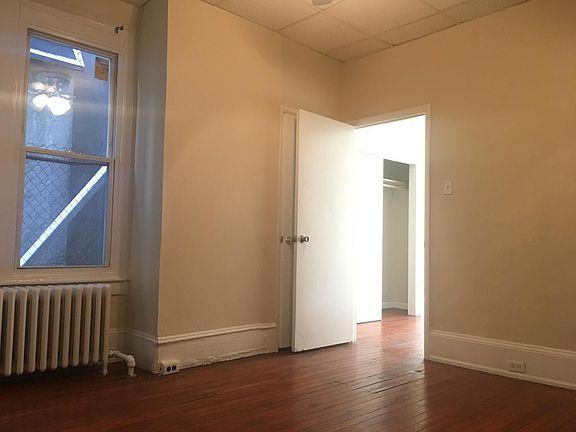 3rd image of 1518 S 10th St Unit 1