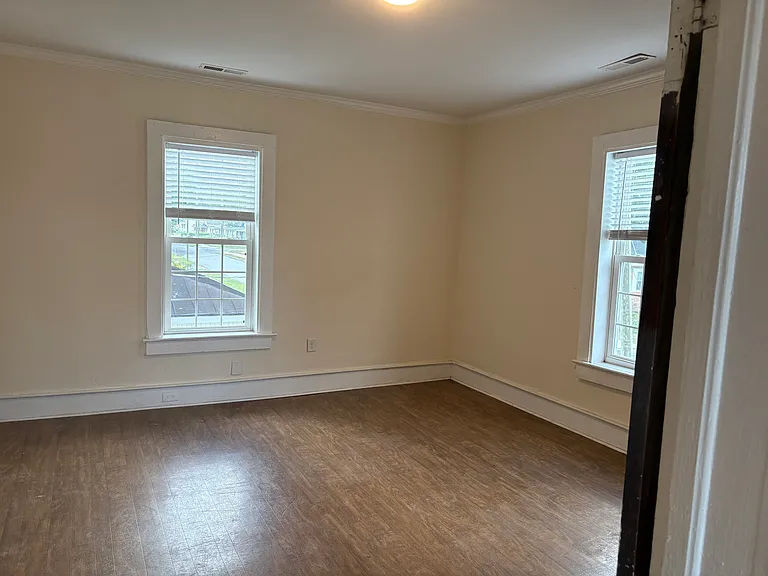 1101 Chestnut St #B — Photo 4