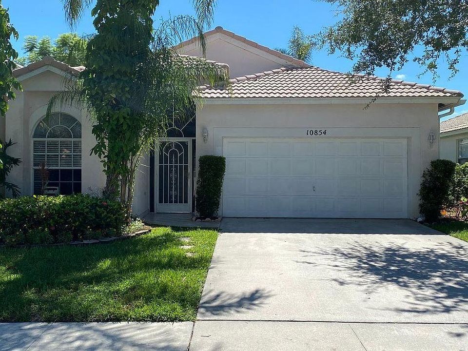 1st image of 10854 Fillmore Dr