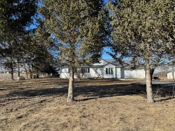 2443 103rd Ave, Columbia, IA 50057