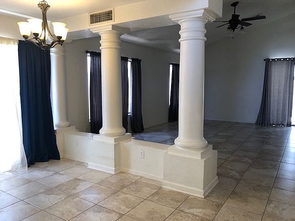 4th image of 3215 E Siesta Ln