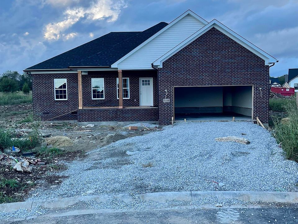 1st image of 3238 Clover Ct
