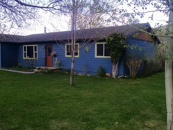 2nd image of 10620 Lakewood Pl