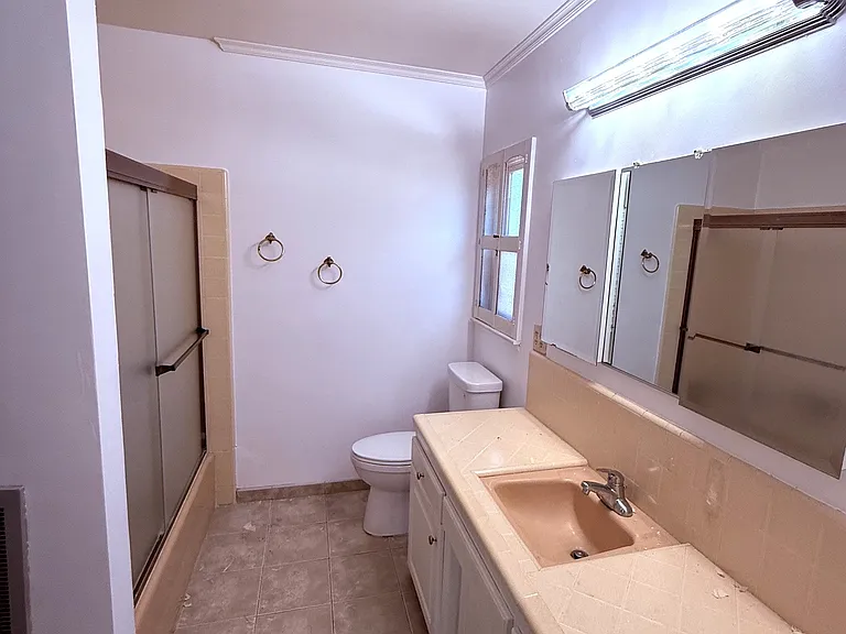 1872 W Chalet Ave — Photo 23