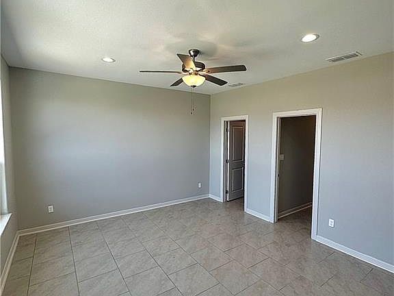 4th image of 2068 Retama St