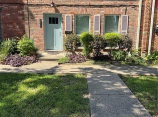 300 Coral Ave APT G, Gretna, LA 70056