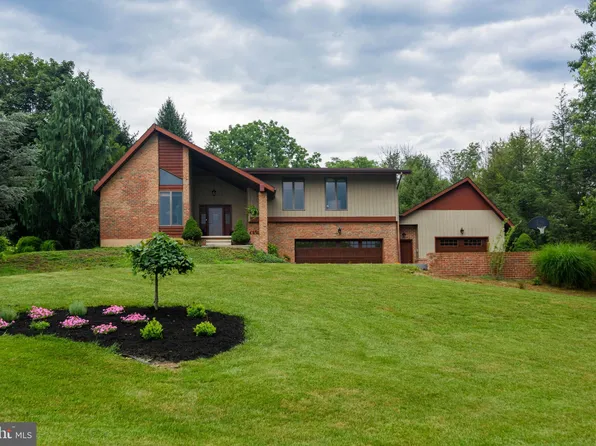 6550 Red Top Rd, Harrisburg, PA 17111