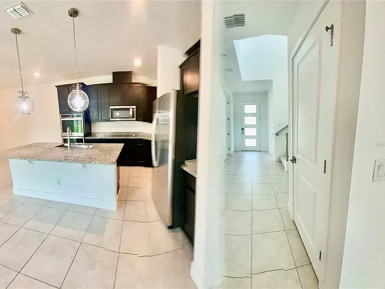 7206 Carrickbend Ln — Photo 13