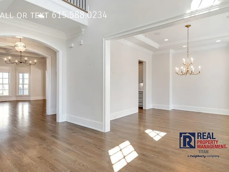 9220 Lehigh Dr — Photo 25