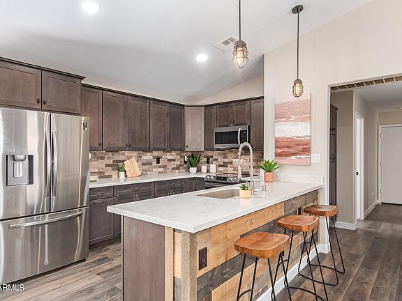 3rd image of 24041 N NECTAR Avenue