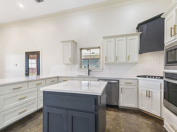 4th image of 130 Jalyn Ln
