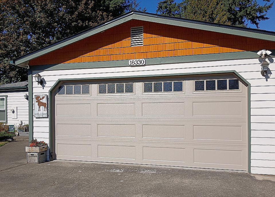 2nd image of 18330 SE 263rd Pl