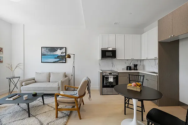 Rented by MADEHOME | media 12