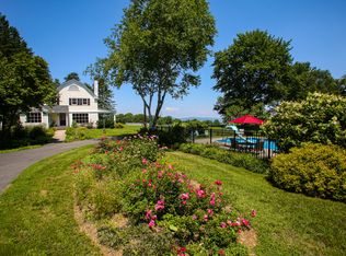 185 Old Albany Rd #A, Greenfield, MA 01301