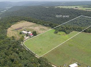 18587 Kilowatt Rd, Winslow, AR 72959