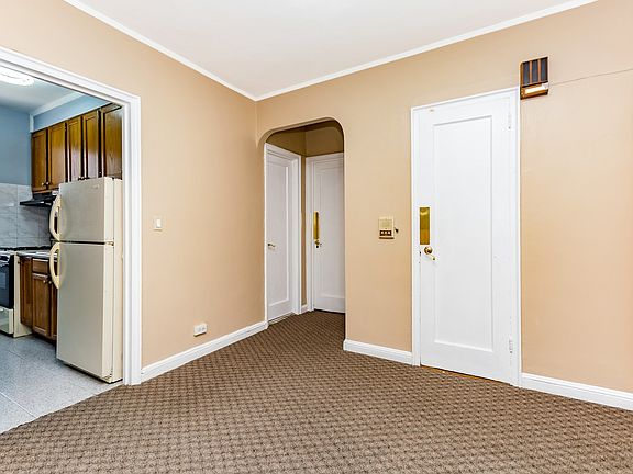 2nd image of 3015 Riverdale Ave APT 1C