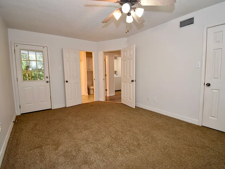 1173 Christpher Ln — Photo 11