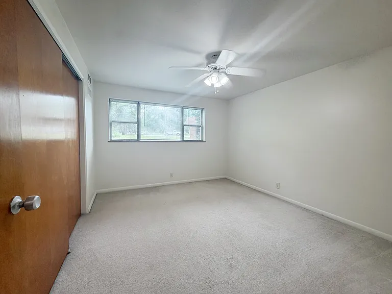 623 N 1st St #1 — Photo 10