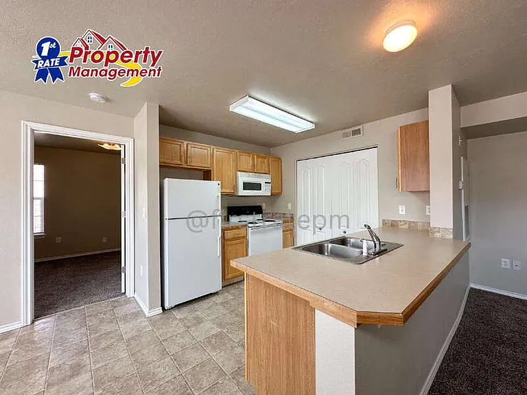 11884 W Cloverbrook Ln #202 — Photo 9