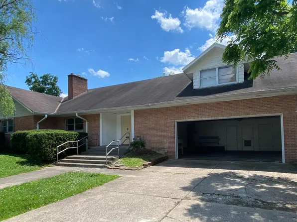 131 Willow Ln, Oxford, OH 45056