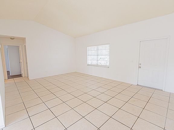 4th image of 2561 SE Charleston Drive