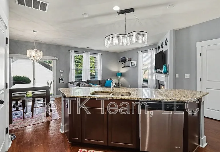 3835 Willow Green Pl #1 — Photo 11