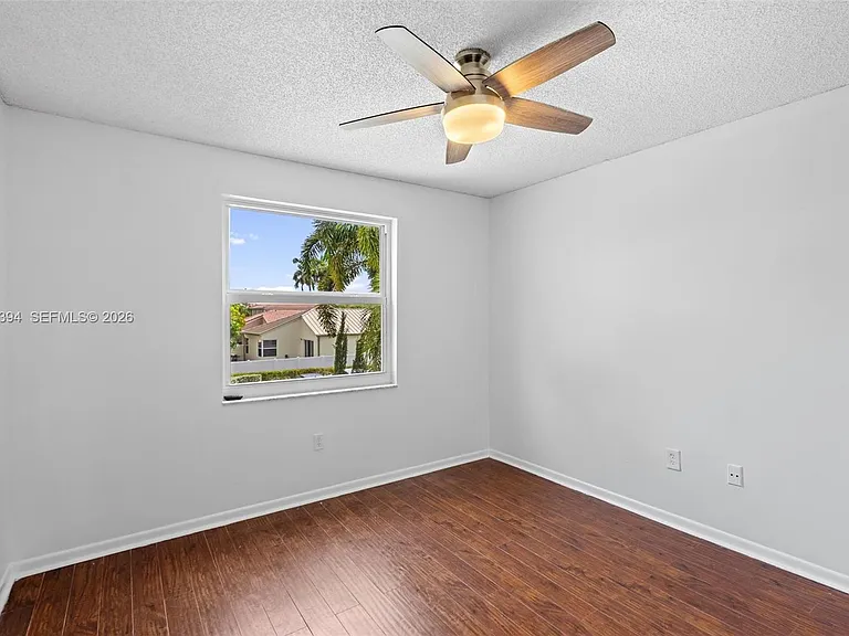 15835 NW 7th St — Photo 20