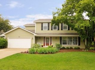 1349 Middleburg Rd, Naperville, IL 60540