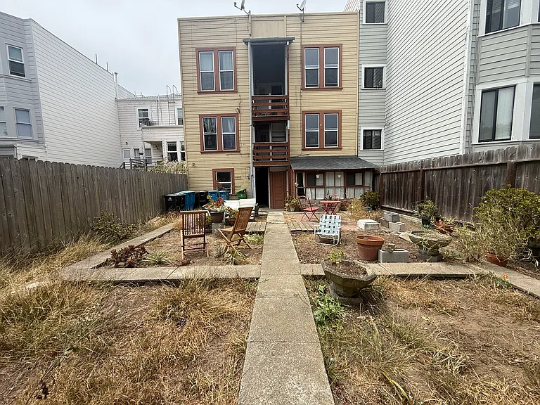 660 8th Ave #660 — Photo 16